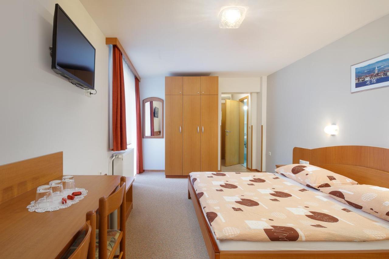 Rooms Sustersic Любляна Екстер'єр фото